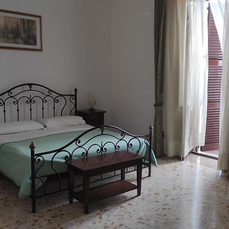 Casa Resci - Dimora Del 1884 Bed & Breakfast Tricase Exterior foto