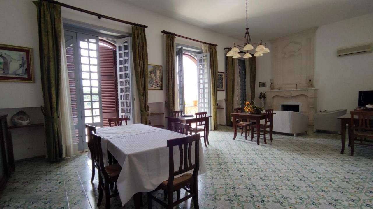 Casa Resci - Dimora Del 1884 Bed & Breakfast Tricase Exterior foto