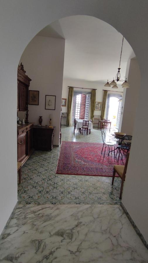 Casa Resci - Dimora Del 1884 Bed & Breakfast Tricase Exterior foto